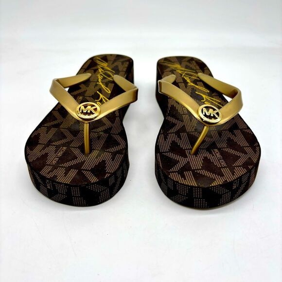 Michael Kors Bedford Platform Sandals - Picture 2 of 7